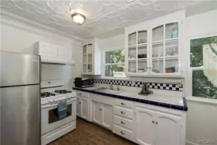 238 Blue Bell Ln, Lake Arrowhead, CA 92352 - Photo 11