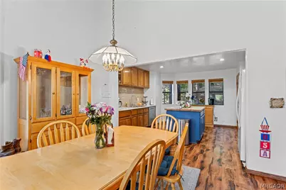 27528 Ashwood Lane #27528, Lake Arrowhead, CA 92352 - Photo 5