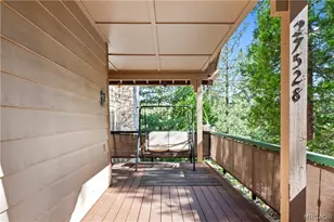 27528 Ashwood Ln, Lake Arrowhead, CA 92352 - Photo 3
