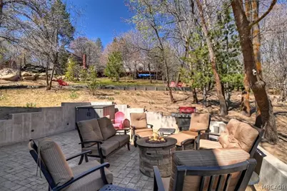 27994 W Shore Road, Lake Arrowhead, CA 92352 - Photo 23