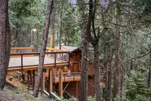 24166 Cresta Dr, Crestline, CA 92325 - Photo 5