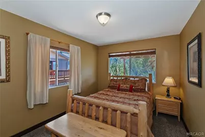 43850 Yosemite Drive, Big Bear Lake, CA 92315 - Photo 25