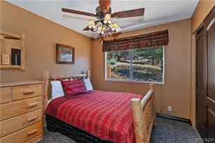 43850 Yosemite Dr, Big Bear Lake, CA 92315 - Photo 29