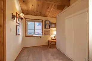 875 Santa Barbara Ave, Sugarloaf, CA 92386 - Photo 29