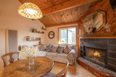 875 Santa Barbara Avenue, Sugarloaf, CA 92386 - Photo 21