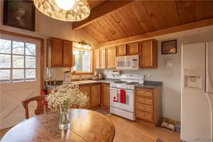 875 Santa Barbara Ave, Sugarloaf, CA 92386 - Photo 21