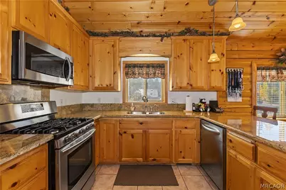 228 Lagunita Lane, Big Bear Lake, CA 92315 - Photo 21