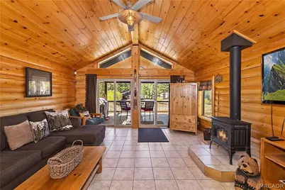 228 Lagunita Lane, Big Bear Lake, CA 92315 - Photo 11