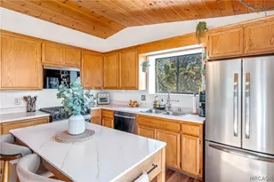 31701 Panorama, Running Springs, CA 92382 - Photo 13