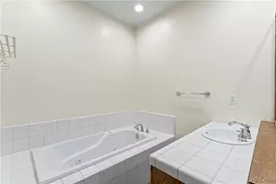 27487 N Bay Rd, Lake Arrowhead, CA 92352 - Photo 31