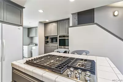 27487 North Bay Road, Lake Arrowhead, CA 92352 - Photo 17