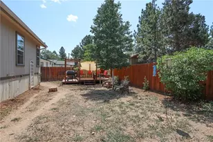 561 San Bernardino Ave, Sugarloaf, CA 92386 - Photo 13