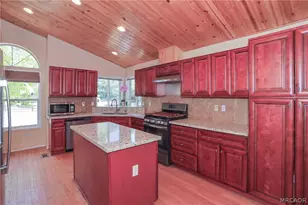 561 San Bernardino Ave, Sugarloaf, CA 92386 - Photo 19