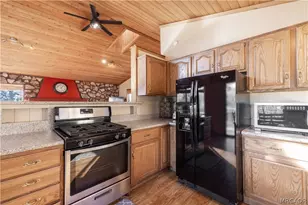 846 Menlo Dr, Big Bear City, CA 92315 - Photo 43