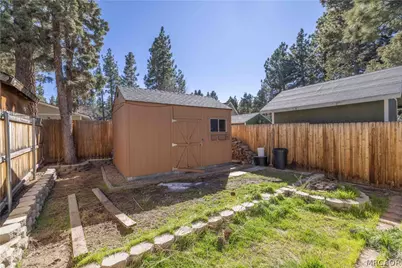 132 Angeles Boulevard, Big Bear City, CA 92314 - Photo 21