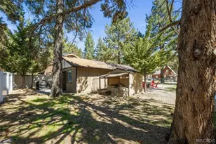 921 Wendy Ave, Big Bear City, CA 92314 - Photo 23