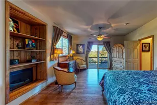 863 Grass Valley Rd, Lake Arrowhead, CA 92352 - Photo 9