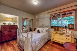 863 Grass Valley Rd, Lake Arrowhead, CA 92352 - Photo 15