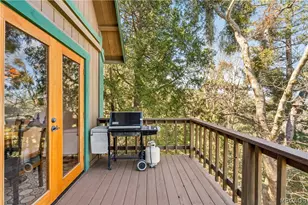 24950 Highland Dr, Crestline, CA 92325 - Photo 25