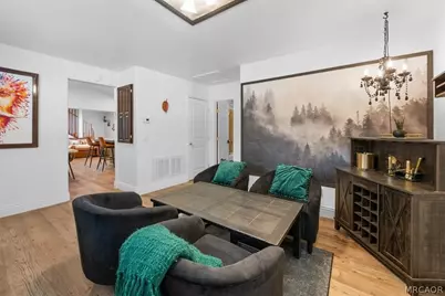 39965 Hillcrest Drive, Big Bear Lake, CA 92315 - Photo 9