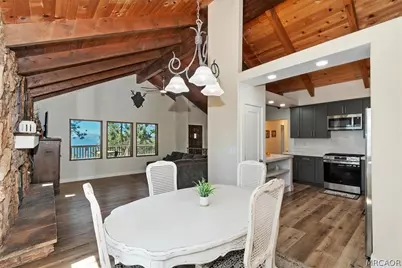 30573 Live Oak Drive, Running Springs, CA 92382 - Photo 23