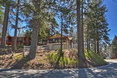 30573 Live Oak Drive, Running Springs, CA 92382 - Photo 7