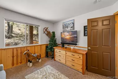 487 Villa Grove Avenue, Big Bear City, CA 92314 - Photo 25