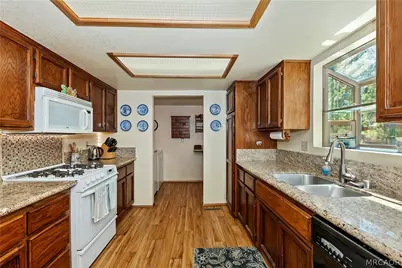 850 Alpenweg Drive, Big Bear City, CA 92314 - Photo 7