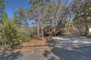 843 Victoria Ln, Sugarloaf, CA 92386 - Photo 31