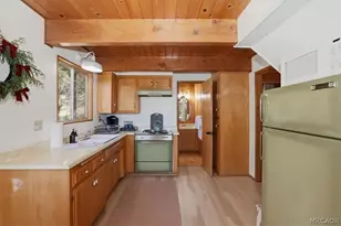 1146 Ridge Rd, Fawnskin, CA 92333 - Photo 9