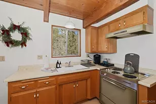 1146 Ridge Rd, Fawnskin, CA 92333 - Photo 11