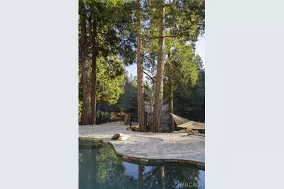 183 Chipmunk Drive, Lake Arrowhead, CA 92352 - Photo 3