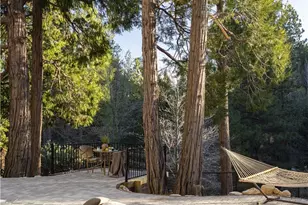 183 Chipmunk Dr, Lake Arrowhead, CA 92352 - Photo 3