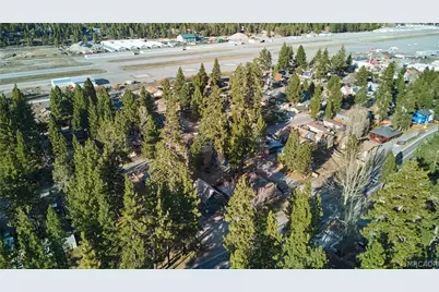 805 W Big Bear Blvd Boulevard, Big Bear City, CA 92314 - Photo 41