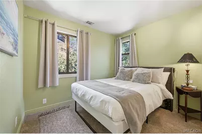 528 Brentwood Drive, Lake Arrowhead, CA 92352 - Photo 43