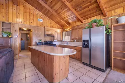 433 Catalina Road, Big Bear Lake, CA 92315 - Photo 9