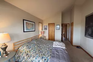 33466 Angeles Dr, Green Valley Lake, CA 92341 - Photo 35