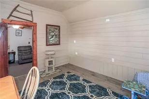 154 Leonard Ln, Sugarloaf, CA 92386 - Photo 25