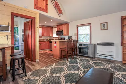 154 Leonard Lane, Sugarloaf, CA 92386 - Photo 9