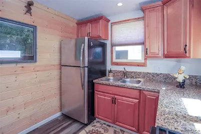 154 Leonard Lane, Sugarloaf, CA 92386 - Photo 15