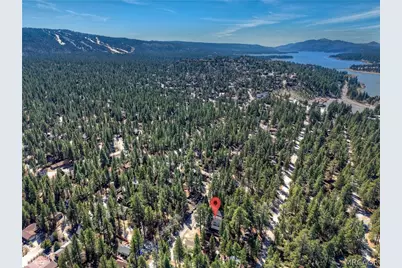 911 Sugarloaf Boulevard, Big Bear City, CA 92314 - Photo 7
