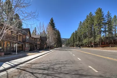 569 Summit Boulevard #6, Big Bear City, CA 92314 - Photo 29