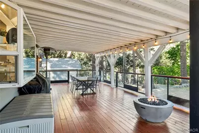 22988 Valley View Drive, Crestline, CA 92325 - Photo 17