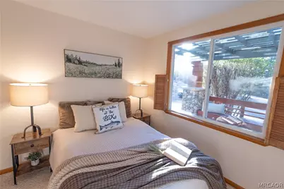 43131 Grizzly Road, Big Bear Lake, CA 92315 - Photo 13