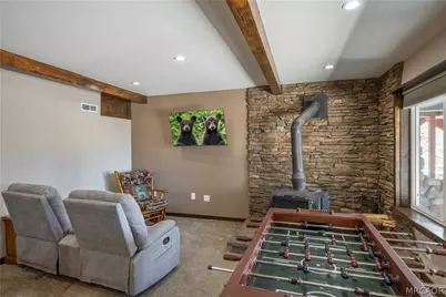43656 Ridge Crest Drive, Big Bear Lake, CA 92315 - Photo 17