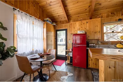 855 Highland Lane, Big Bear Lake, CA 92315 - Photo 11