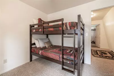 143 Santa Barbara Avenue, Sugarloaf, CA 92386 - Photo 19