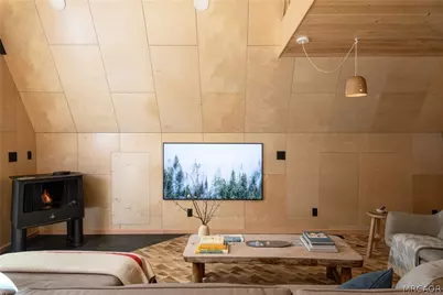 613 Rose Hill Drive, Big Bear City, CA 92314 - Photo 7