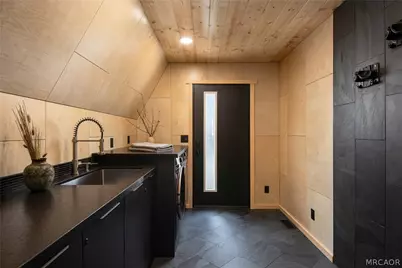 613 Rose Hill Drive, Big Bear City, CA 92314 - Photo 9