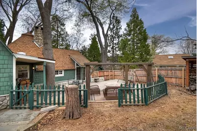 295 Sunset Drive, Lake Arrowhead, CA 92352 - Photo 41